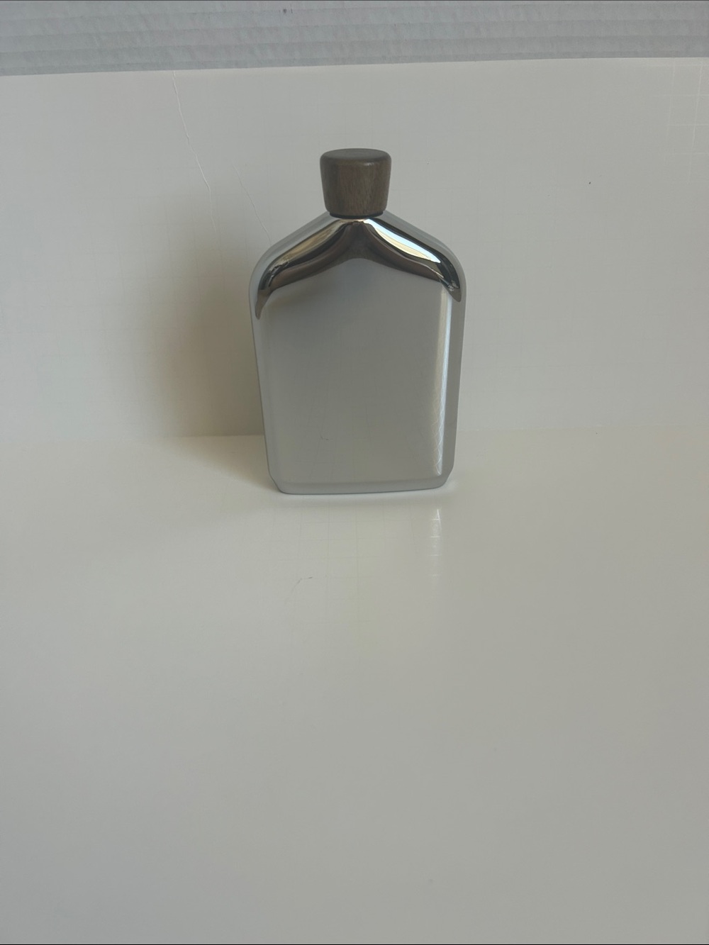 Nambe Vie Flask, new in box